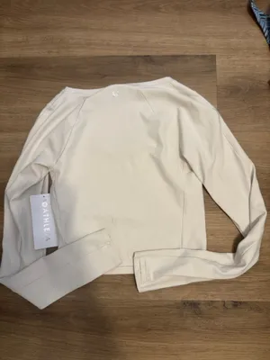 Athleta Women’s Top Long Sleeve thumbnail 5