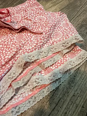 Gap Coral Floral Lace-Trim Pajama Shorts thumbnail 3