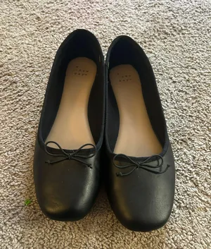 Black Ballet Flats  thumbnail 2
