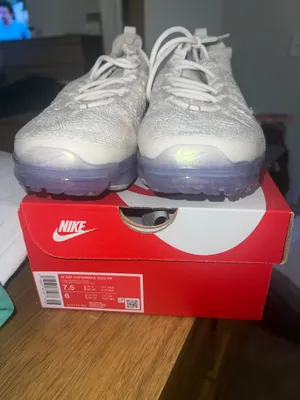Nike Shoes Running thumbnail 2