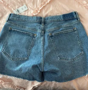 Abercrombie The A-Line Short Mid Rise 30 thumbnail 2