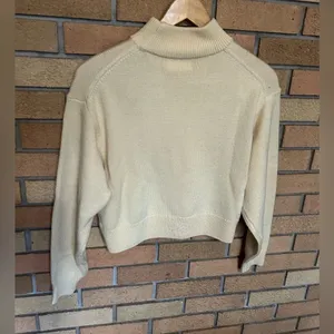 Aritzia Wilfred Free Harper Mock Neck Crop Knit 100% Wool Crop Sweater Size XS thumbnail 2