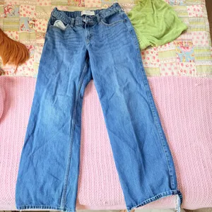 Hollister Baggy Fit Jeans thumbnail 4