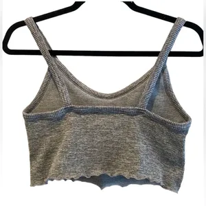 Forever 21 Knit V-Neck Scalloped‎ Crop Top Tank Gray Heather Size Large thumbnail 2