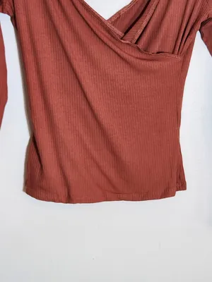 Lulus Rust Red Surplice Ribbed Knit Top Size Medium NWT thumbnail 3