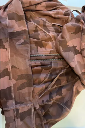 Lululemon Scuba Full-Zip thumbnail 2