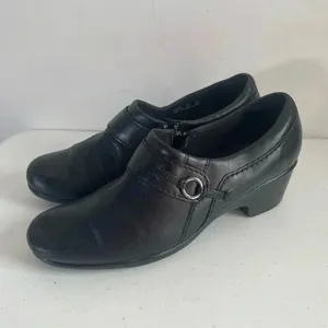 Clarks Genette Arc Womens Heeled Loafers by CLARKS‎ Size: 9M Bootie EUC! thumbnail 3
