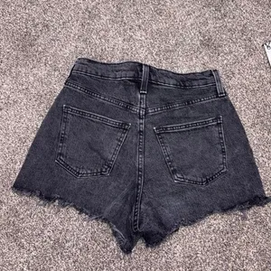 Universal Threads Black Denim Shorts Size 2 thumbnail 5