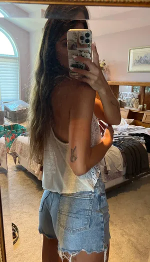American Eagle Outfitters Top thumbnail 2