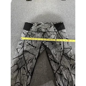 Lululemon Pace Rival Crop Leggings in Dottie Tribe Size 10 Running Gym Yoga thumbnail 6
