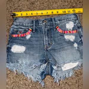 Hollister Light Blue Women's Jean Shorts Size 00 thumbnail 8
