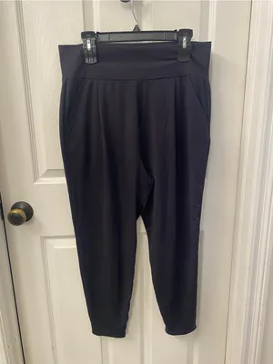 Vuori Dark Grey Ankle-Length Jogger Pants thumbnail 3