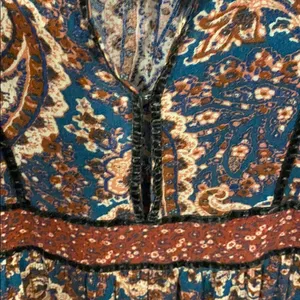 American Eagle Paisley Long Sleeve Women’s Medium thumbnail 4