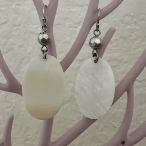 Mother of Pearl oval drop earrings thumbnail 7