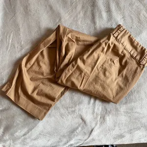 3/ $25‎ 0- Chaps Rich Tan Woman's Khaki Pants thumbnail 4