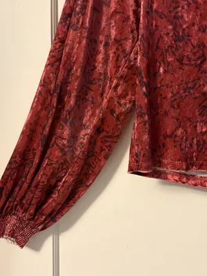 Free People Go Get 'Em Crushed Velvet Balloon Sleeve Blouse size XS bohemian thumbnail 7
