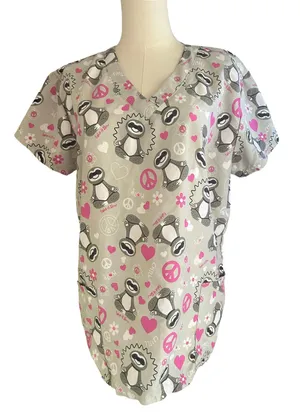 Serene Uniforms Sloth Print Scrub Top Pink Peace Hearts Pockets Women’s MEDIUM thumbnail 1