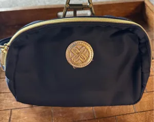 Lilly Pulitzer Jeanie Belt Bag True Navy Gold Logo Adjustable Striped Strap NWOT thumbnail 1
