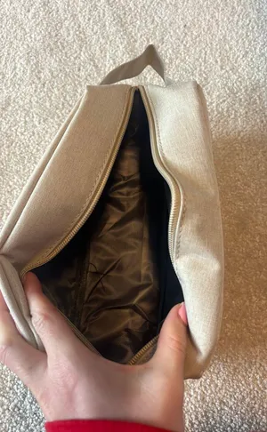 Makeup/Toiletry Bag Tan thumbnail 4