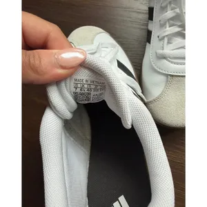 NWOT Adidas VL Court 3.0 White Black Gum Sole Sneakers Mens 7 Womens 8.5 thumbnail 4