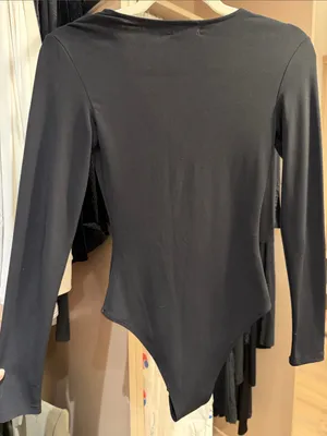 Leith Black Long-Sleeve V-Neck Stretch Bodysuit thumbnail 3