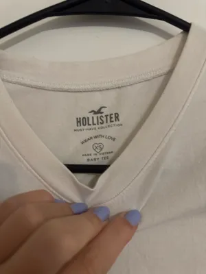 White Hollister Top thumbnail 3
