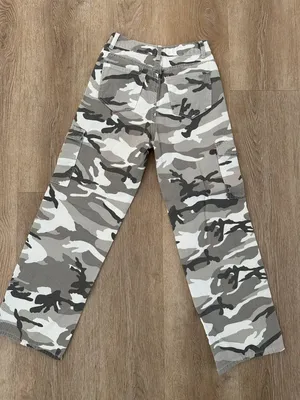 Camo Cargo Pants Size XS thumbnail 3