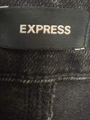 Express Women's Jean Straight high Rise Black Denim Size 8R thumbnail 2