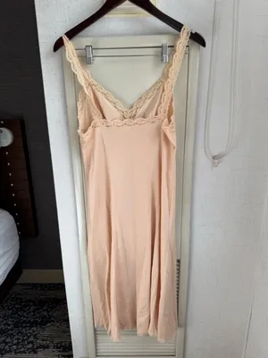 Vintage Delicate Lace-Trim Women's Slip Dress - Cream thumbnail 4