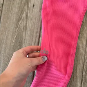 alo yoga ribbed leggings thumbnail 5
