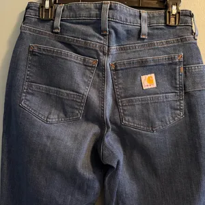 Carhartt Women’s Relaxed Fit Tall Jeans thumbnail 7