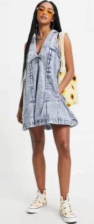 Free People‎ Katie Denim Mini Dress Small Acid Wash Halter Button Front Boho thumbnail 1
