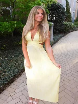 Hello Molly Formal Dress size xs thumbnail 3