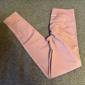 Alphalete Amplify Leggings thumbnail 1