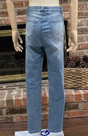 NWOT juniors skinny distressed high rise light wash jeans thumbnail 8