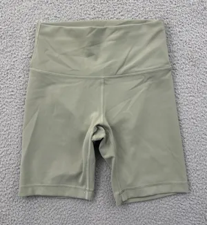 Lululemon Wunder Train Shorts High Rise 8" Grey Eucalyptus Athletic Women's 6 thumbnail 1