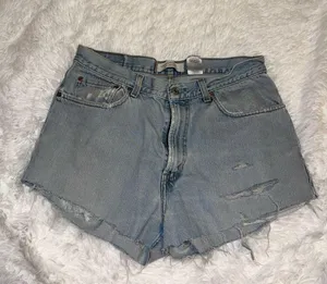 Levi’s 560 Light Wish Denim Cutoff Shorts size 33 thumbnail 1