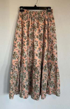 Ann Taylor Floral Midi Skirt Size Medium thumbnail 1