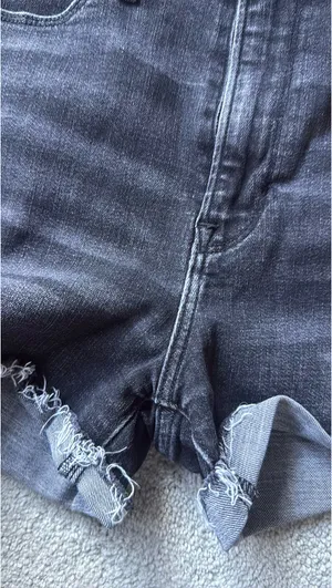 Abercrombie & Fitch Simone High Rise Jean Short thumbnail 6