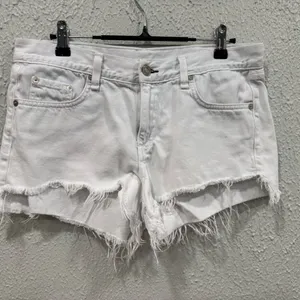 Rag & Bone Cut Off Short in White Freeport Size 27 thumbnail 1