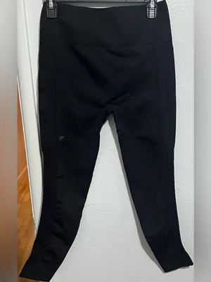 NWT Fabletics Black High-Waist Performance Black Leggings Size M thumbnail 2
