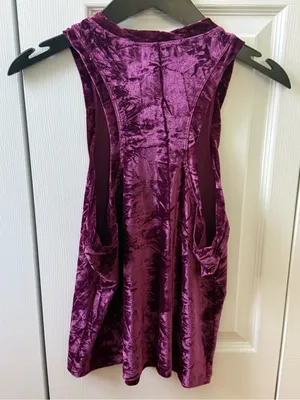 Anthropologie Pilcro Raspberry Red Velveteen Racerback Sleeveless Top thumbnail 4