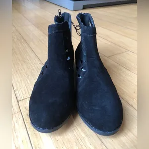 Bobbie Brooks Cut Out Booties Sz 7 Ladies Black NEW NWT thumbnail 6