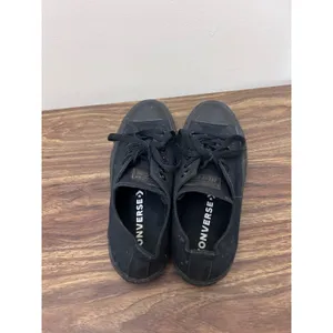 Converse Chuck Taylor All Star Low‎ Top Monochrome Black Sneakers Womens 6.5 thumbnail 3