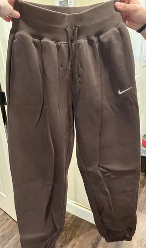 Nike Phoenix Oversized Sweatpants thumbnail 1