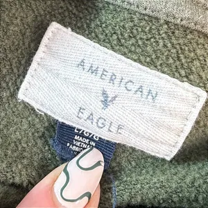 American Eagle Womens Olive Green Graphic Crewneck Sweatshirt Large Relaxed Fit thumbnail 3