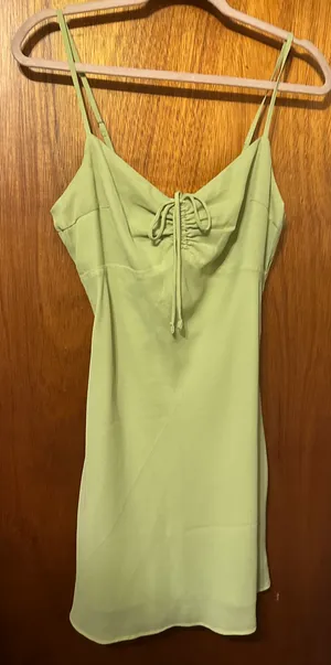 Dress thumbnail 1