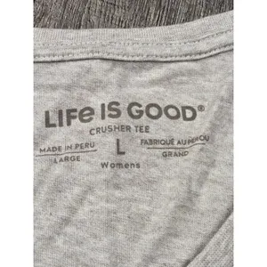 Life Is Good Crusher Tee Beige Tan USA Flag Vneck Tshirt Pullover Size L thumbnail 3