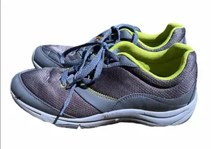Vionic Kona size 8 1/2 1st Ray Technology tennis shoes thumbnail 2