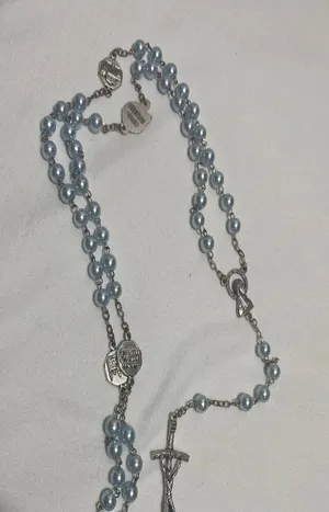Vintage Basilica San Pietro Blue Faux Pearl Rosary Italy Catholic Prayer Beads thumbnail 1
